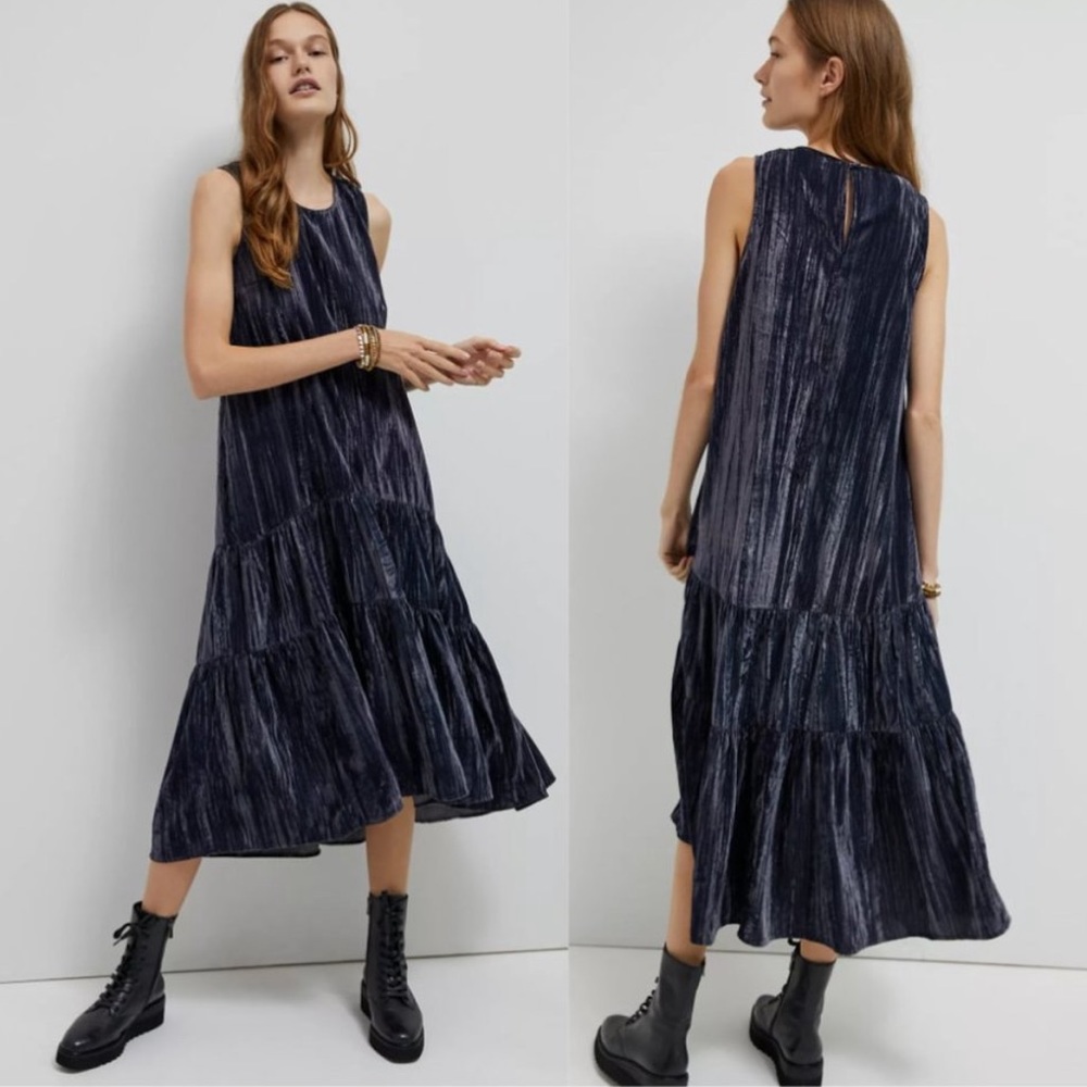 Anthropologie Addison Tiered Velvet Midi Dress. EUC. Size 6.